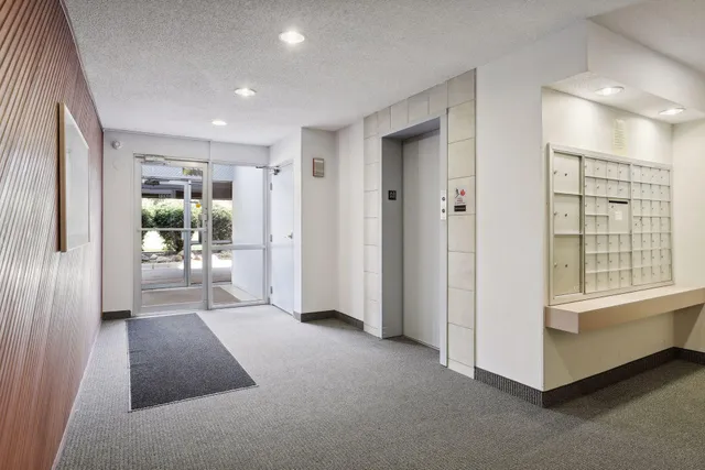 $114,900 | 3431 Kent Street, Unit 704, Shoreview, MN 55126