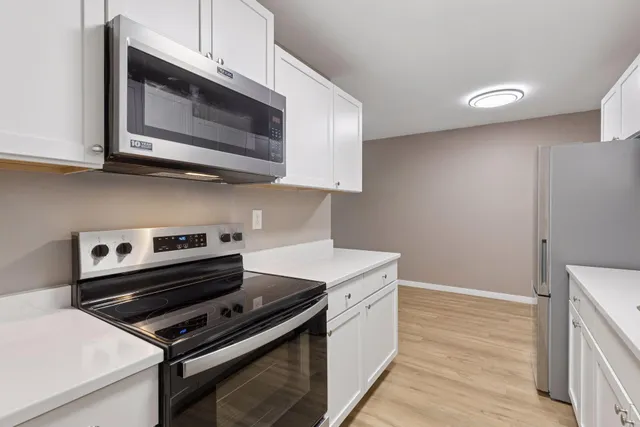 $114,900 | 3431 Kent Street, Unit 704, Shoreview, MN 55126