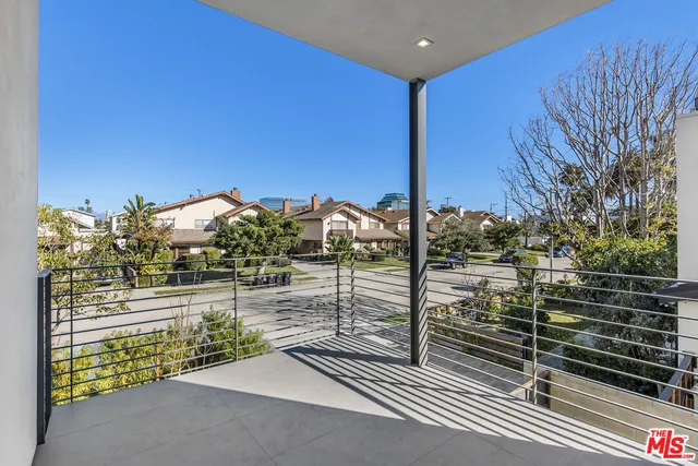 $12,400 | 2019 Barry Avenue, Los Angeles, CA 90025