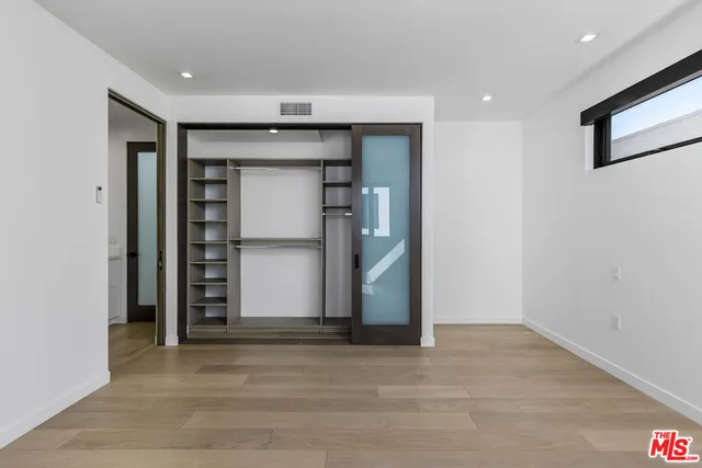 $12,400 | 2019 Barry Avenue, Los Angeles, CA 90025