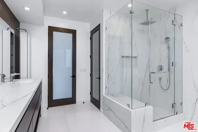 $12,400 | 2019 Barry Avenue, Los Angeles, CA 90025