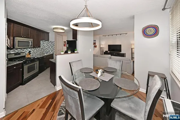 $318,000 | 7004 Boulevard East, Unit 1B, Guttenberg, NJ 07093