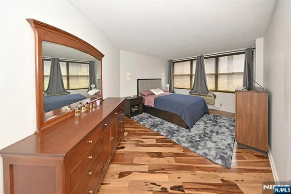 $318,000 | 7004 Boulevard East, Unit 1B, Guttenberg, NJ 07093