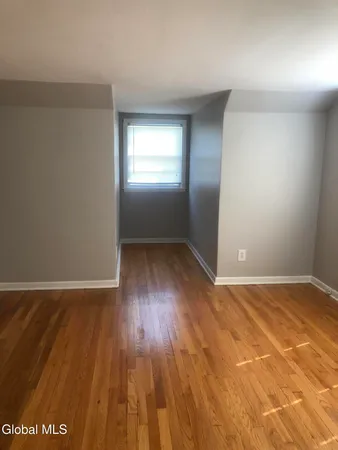 $1,300 | 718 Western Avenue, Unit B, Albany, NY 12203
