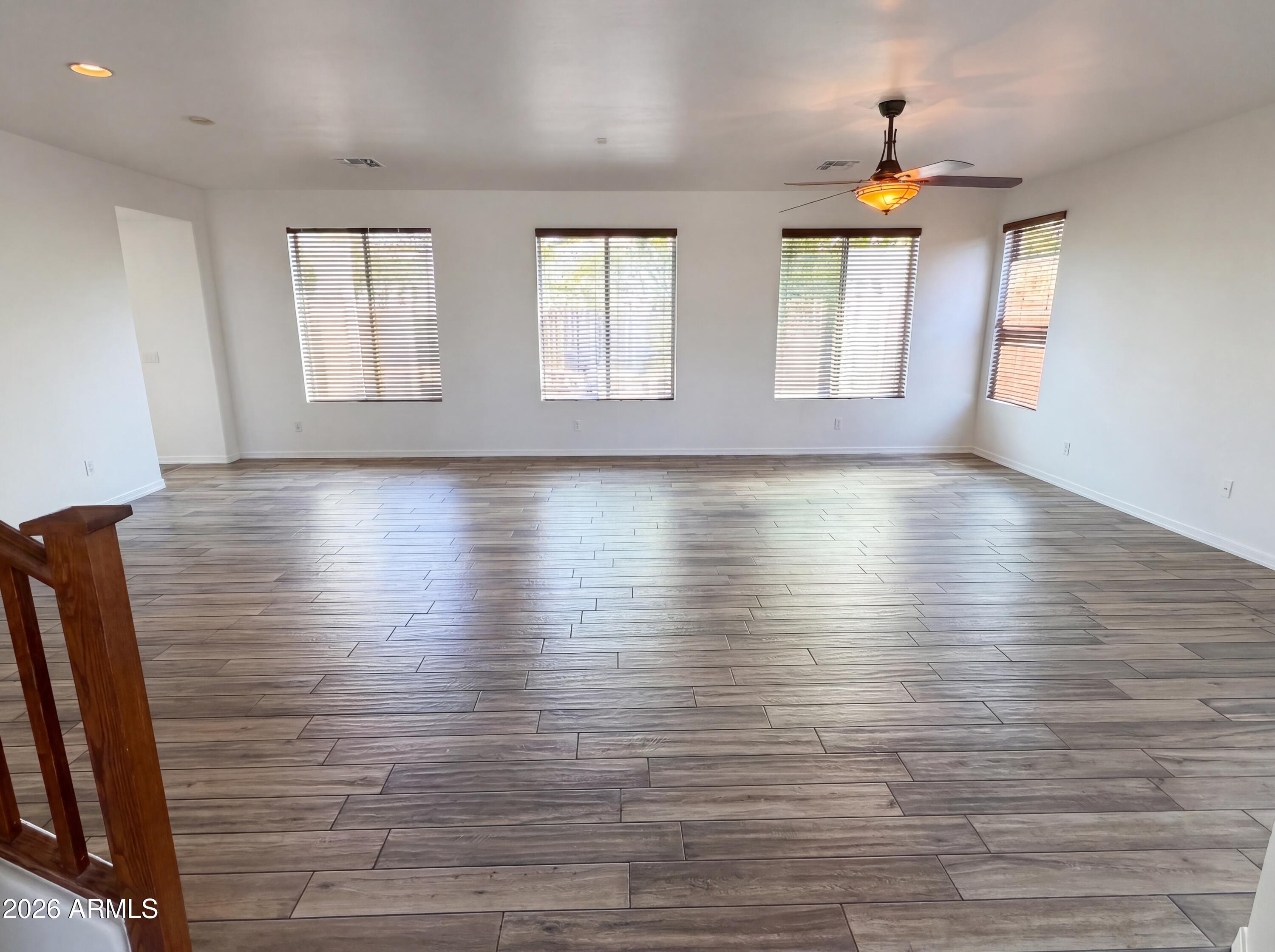 5509 West Rowel Road Phoenix, AZ 85083 - Photo 3 of 48