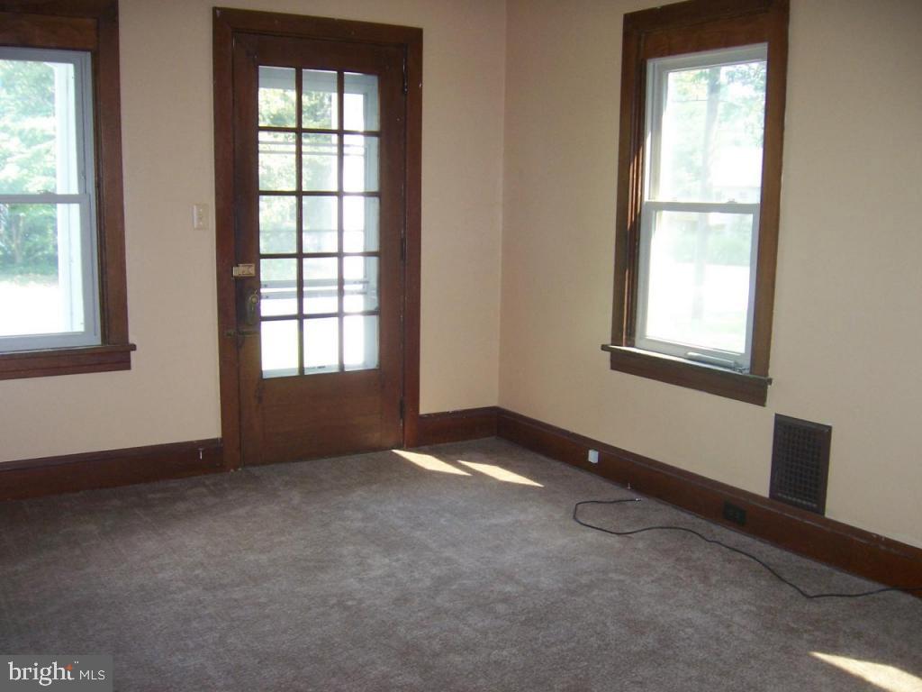 1604 Butter Road Lancaster, PA 17601 - Photo 8 of 13
