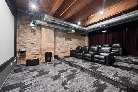 $3,290 | 1040 West Adams Street, Unit 347, Chicago, IL 60607