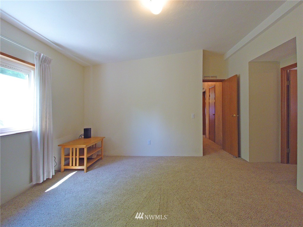 538 East Runnion Road Sequim, WA 98382 - Photo 9 of 25