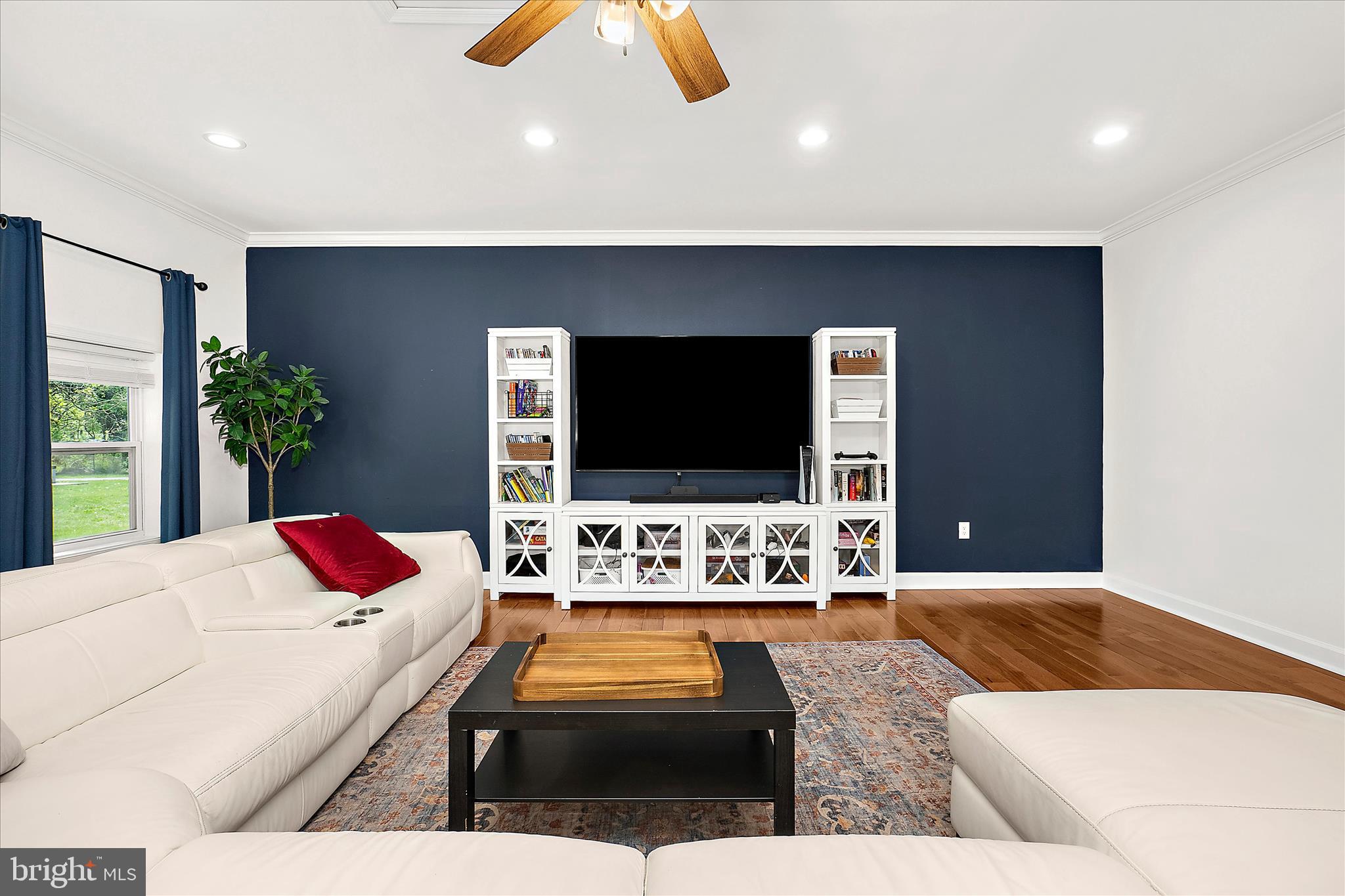 7604 Post Road Hanover, MD 21076 - Photo 3 of 36