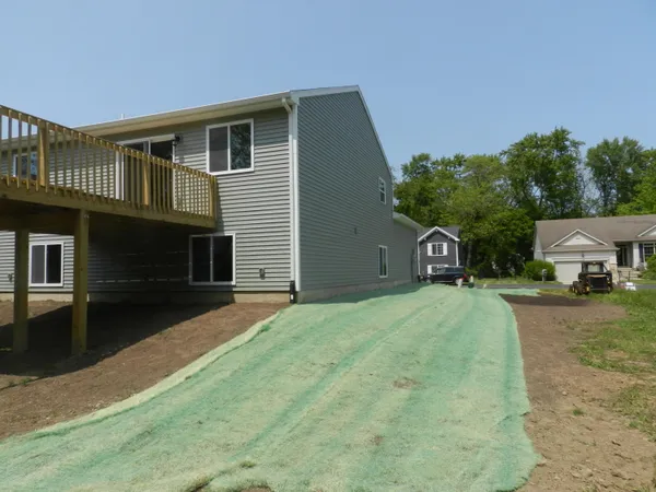 $409,900 | 558 Swan River Drive, Benton Harbor, MI 49022