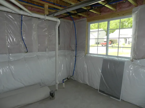 $409,900 | 558 Swan River Drive, Benton Harbor, MI 49022