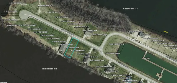 $409,900 | 558 Swan River Drive, Benton Harbor, MI 49022