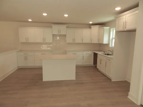 $409,900 | 558 Swan River Drive, Benton Harbor, MI 49022