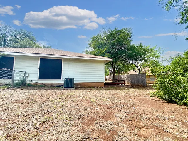 $1,399 | 109 Hughson Court, San Marcos, TX 78666