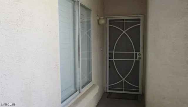 $1,900 | 4821 Black Bear Road, Unit 104, Las Vegas, NV 89149