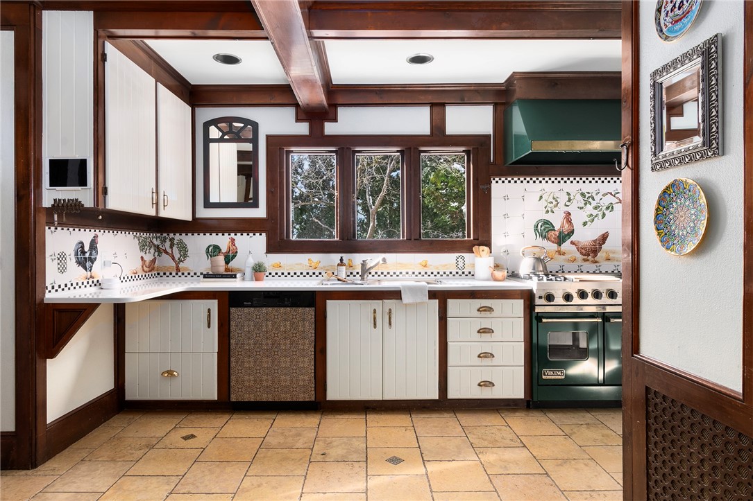 192 Cedar Street Warwick, RI 02818 - Photo 22 of 49