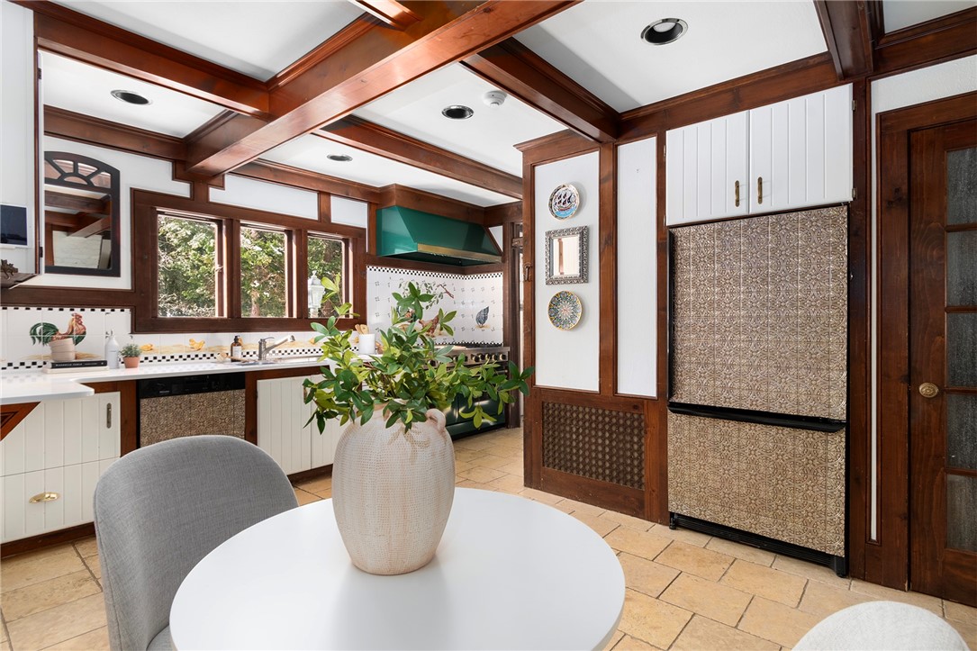 192 Cedar Street Warwick, RI 02818 - Photo 23 of 49