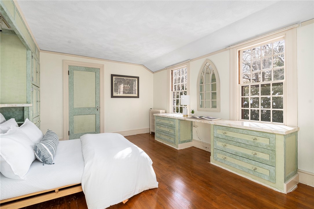 192 Cedar Street Warwick, RI 02818 - Photo 38 of 49