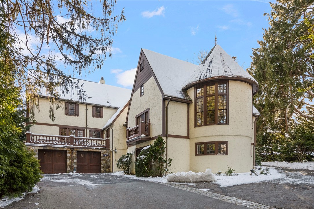 192 Cedar Street Warwick, RI 02818 - Photo 5 of 49