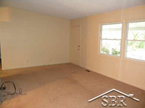 9478 Birch Run Road Millington, MI 48746 - Photo 4 of 10 20096840-3.JPG