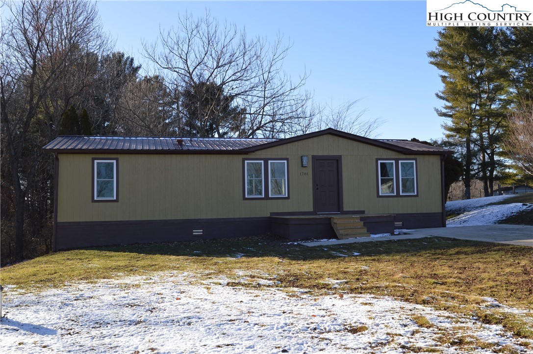 1781 Fries Road Galax, VA 24333 - Photo 1 of 37 Gallery Image 1