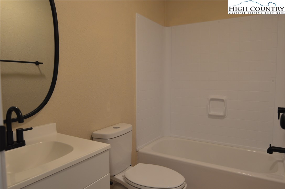 1781 Fries Road Galax, VA 24333 - Photo 24 of 37 Gallery Image 24