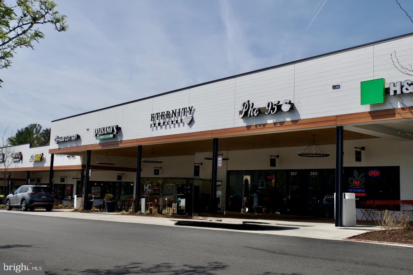 5911 Edsall Road, Unit 608 Alexandria, VA 22304 - Photo 38 of 42 More shops
