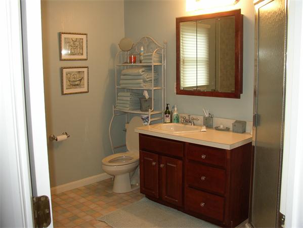 18 Mansfield Road Middleton, MA 01949 - Photo 23 of 29 Gallery Image 23