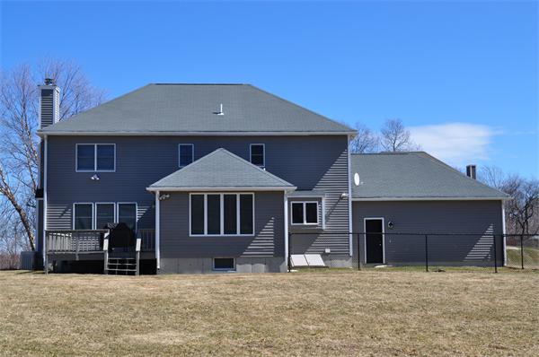 18 Mansfield Road Middleton, MA 01949 - Photo 4 of 29 Gallery Image 4