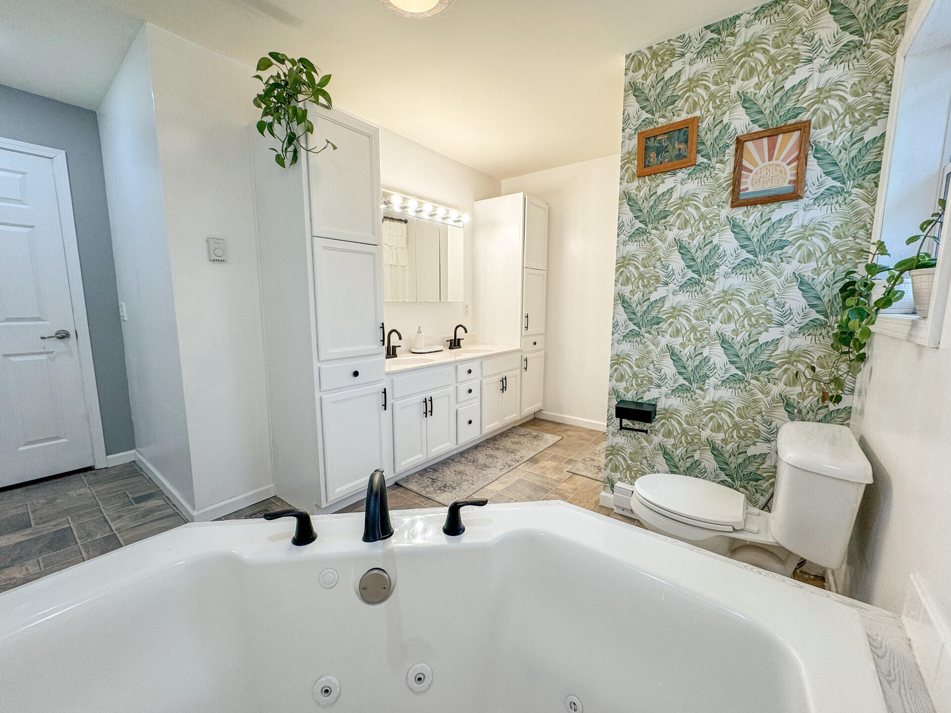 2236 Eagle Path Bushkill, PA 18324 - Photo 15 of 30 a bathroom with a sink and a mirror