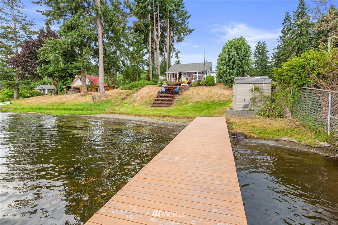 6991 Clover Valley Road Southeast Port Orchard, WA 98367 - Photo 5 of 40 Gallery Image 5