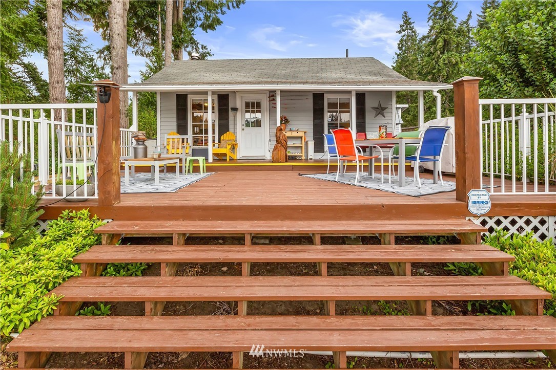 6991 Clover Valley Road Southeast Port Orchard, WA 98367 - Photo 6 of 40 Gallery Image 6