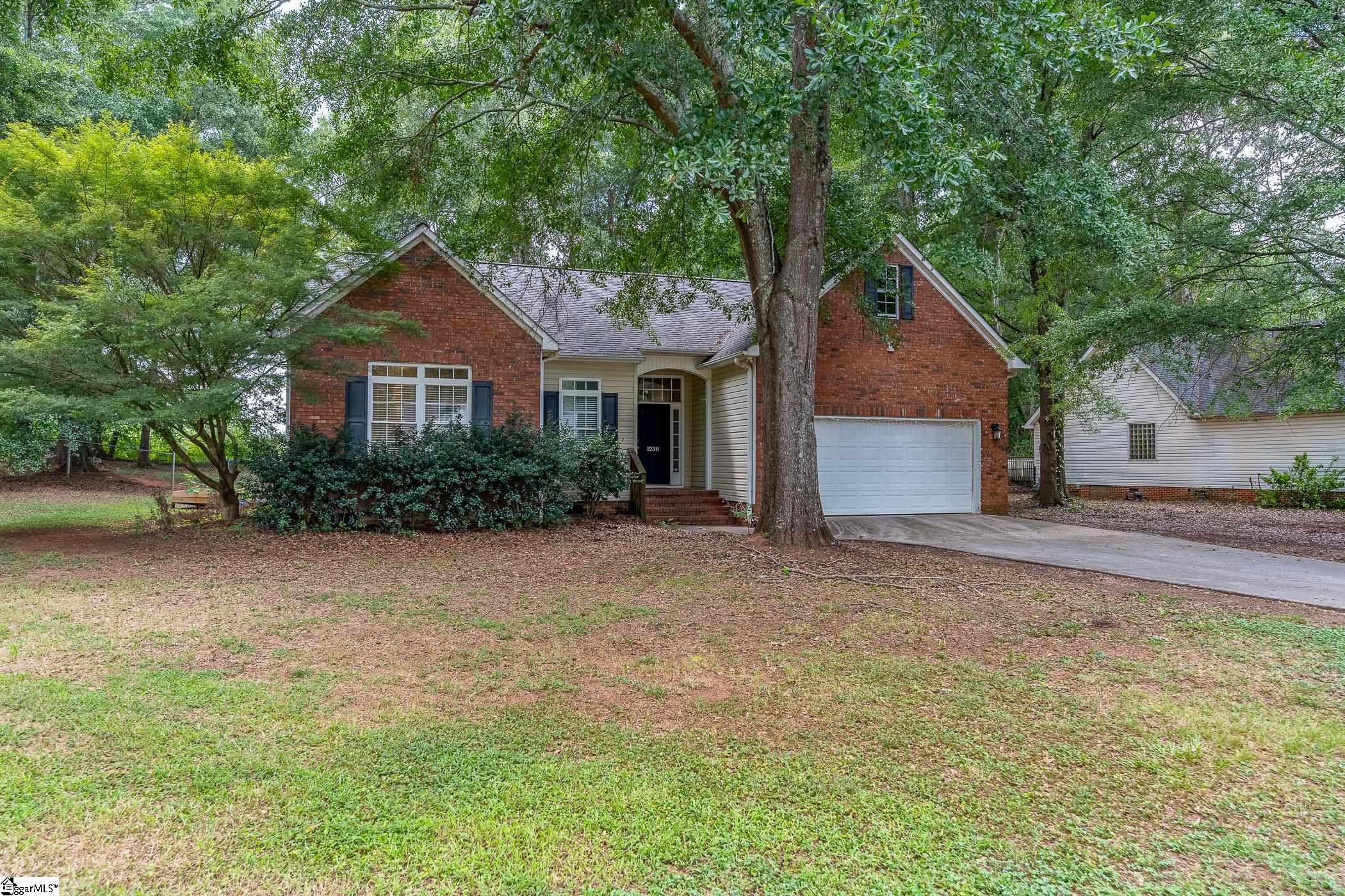 1238 Westgate Road Anderson, SC 29626 - Photo 2 of 35 Gallery Image 2