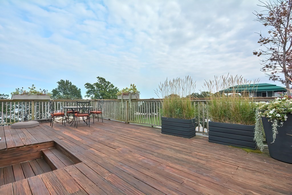 41 Farragut Road, Unit 3 Boston, MA 02127 - Photo 27 of 32 Gallery Image 27