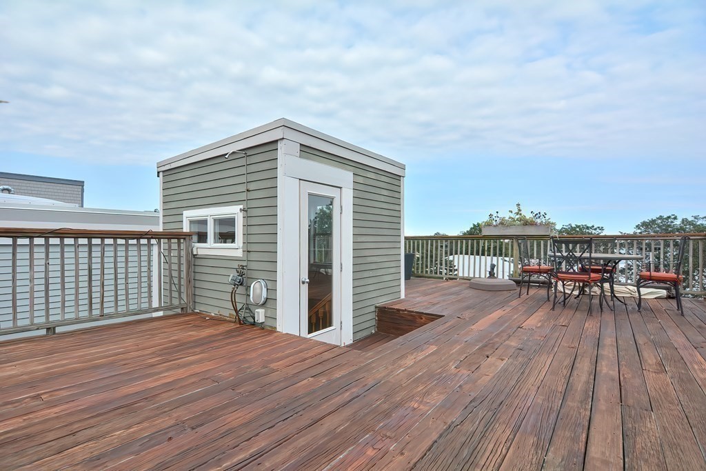 41 Farragut Road, Unit 3 Boston, MA 02127 - Photo 9 of 32 Gallery Image 9
