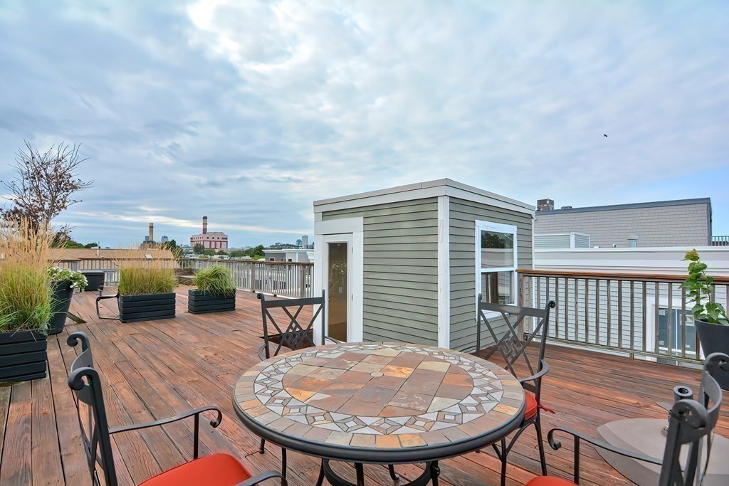 41 Farragut Road, Unit 3 Boston, MA 02127 - Photo 10 of 32 Gallery Image 10
