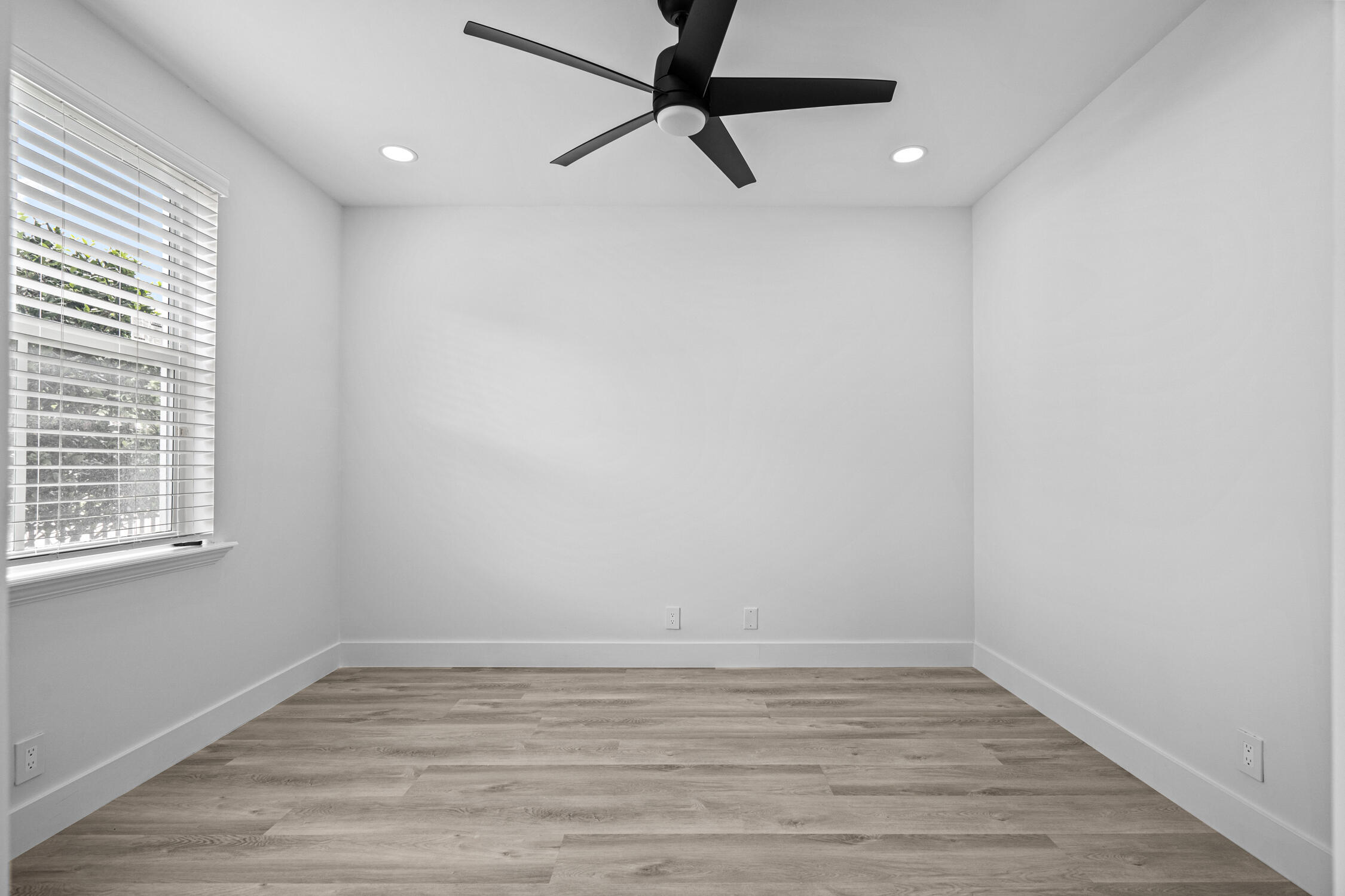 75 Northwest 4th Avenue, Unit 75 Delray Beach, FL 33444 - Photo 23 of 45 DSC02044
