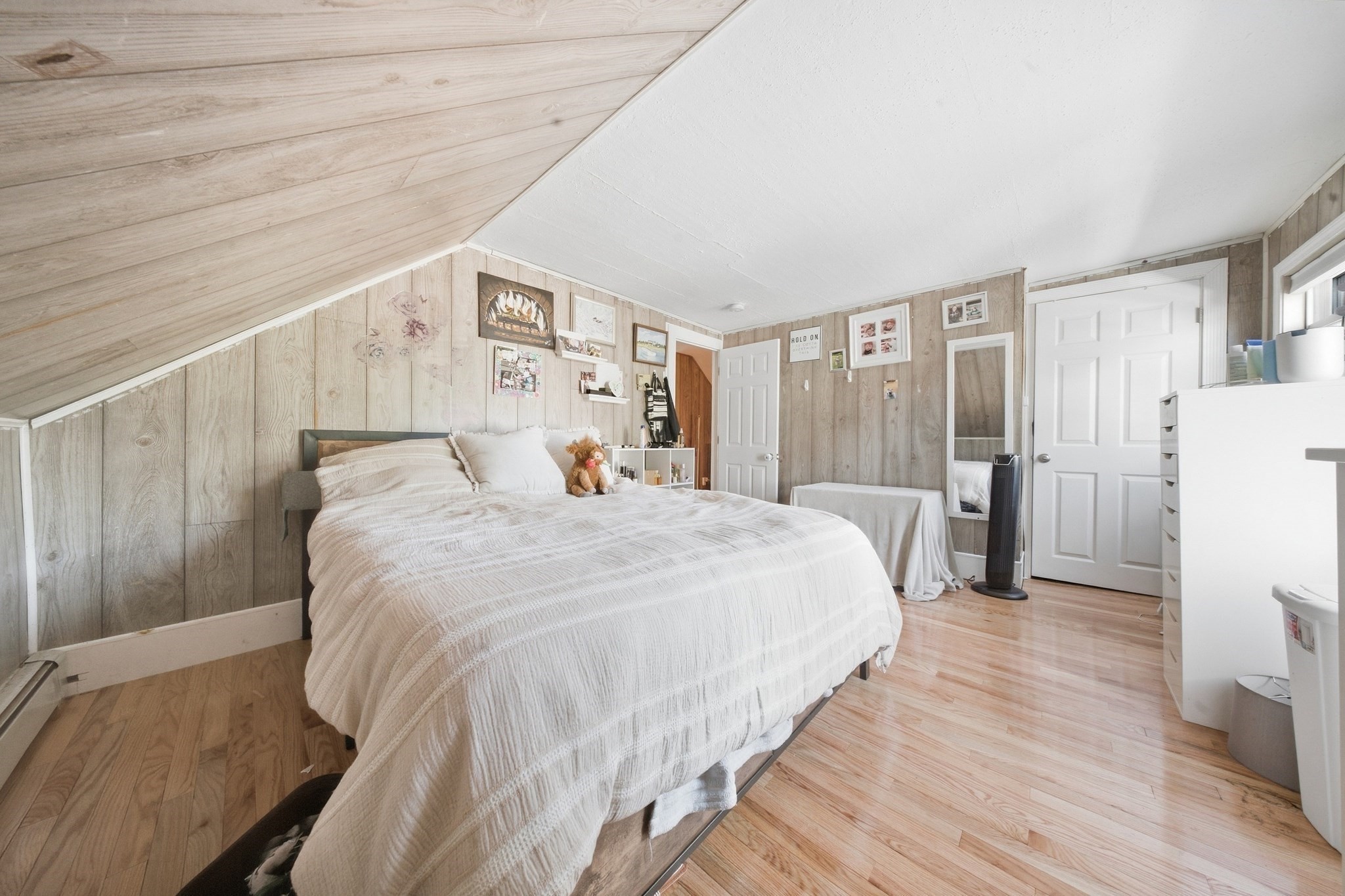 128 Howe Street Marlborough, MA 01752 - Photo 2 of 41 Gallery Image 2