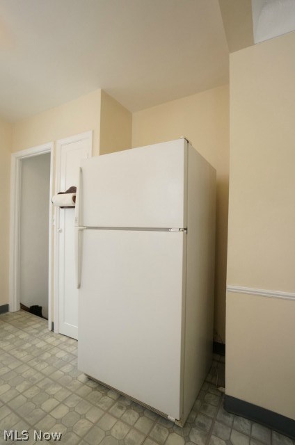 4162 Verona Road Cleveland, OH 44121 - Photo 11 of 25