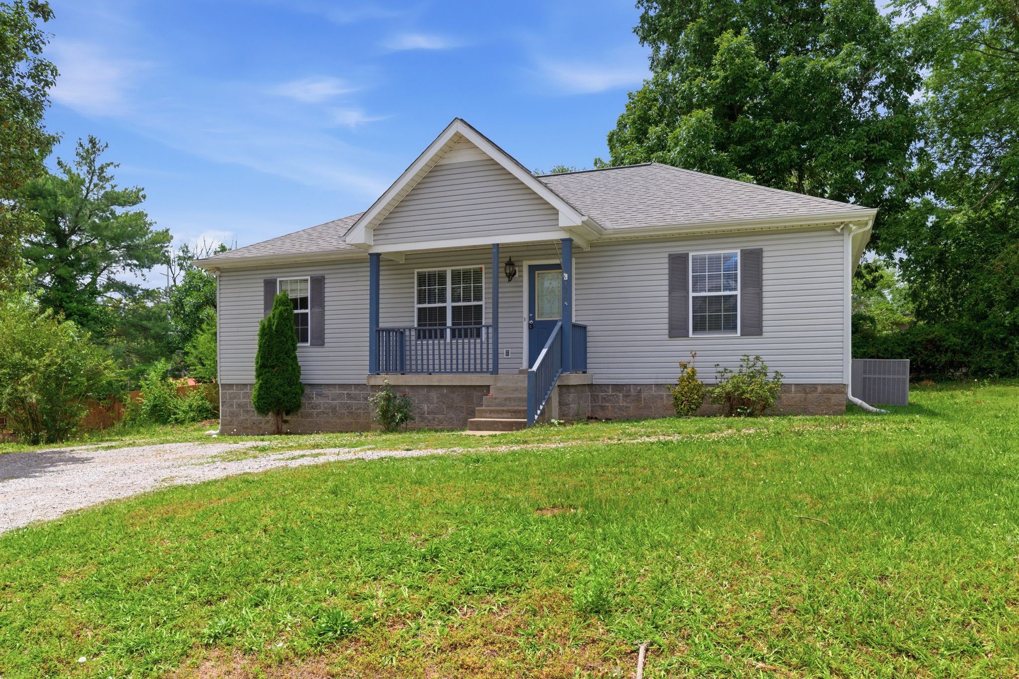 314 Reeves Court Springfield, TN 37172 - Photo 2 of 25