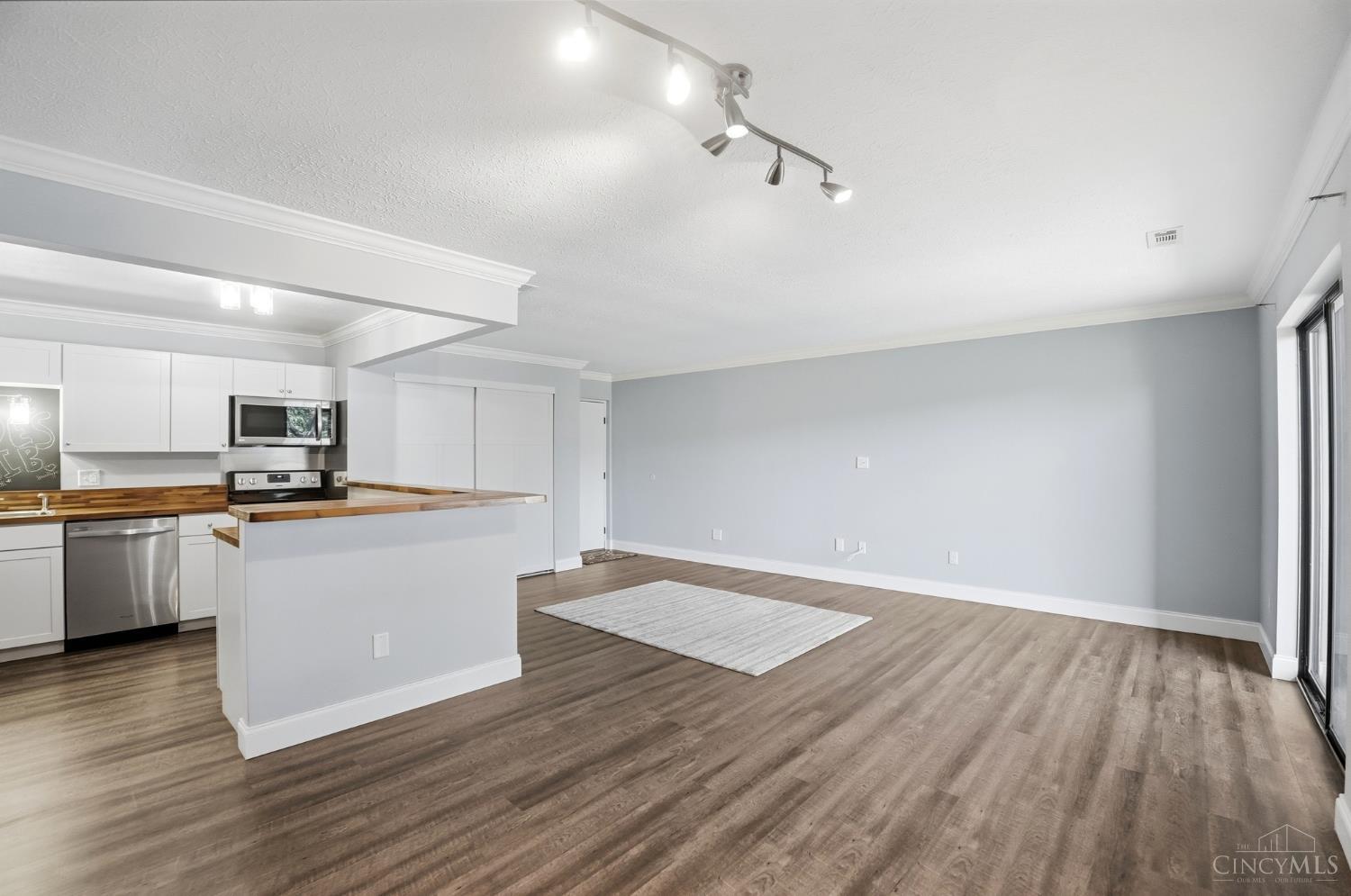 4274 Paul Road, Unit 27 Cincinnati, OH 45238 - Photo 11 of 39