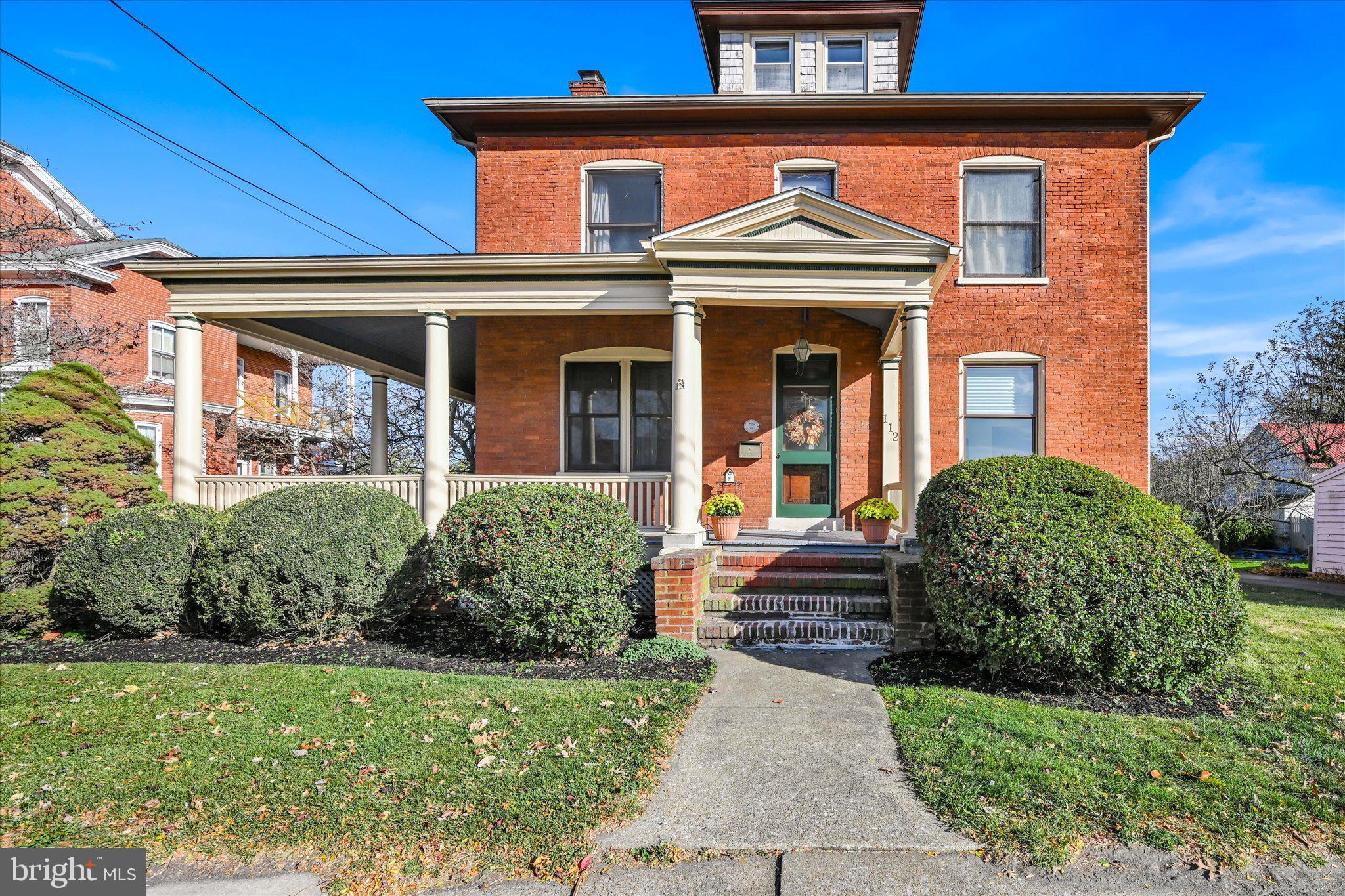 112 South Decatur Street Strasburg, PA 17579 - Photo 1 of 50 Front