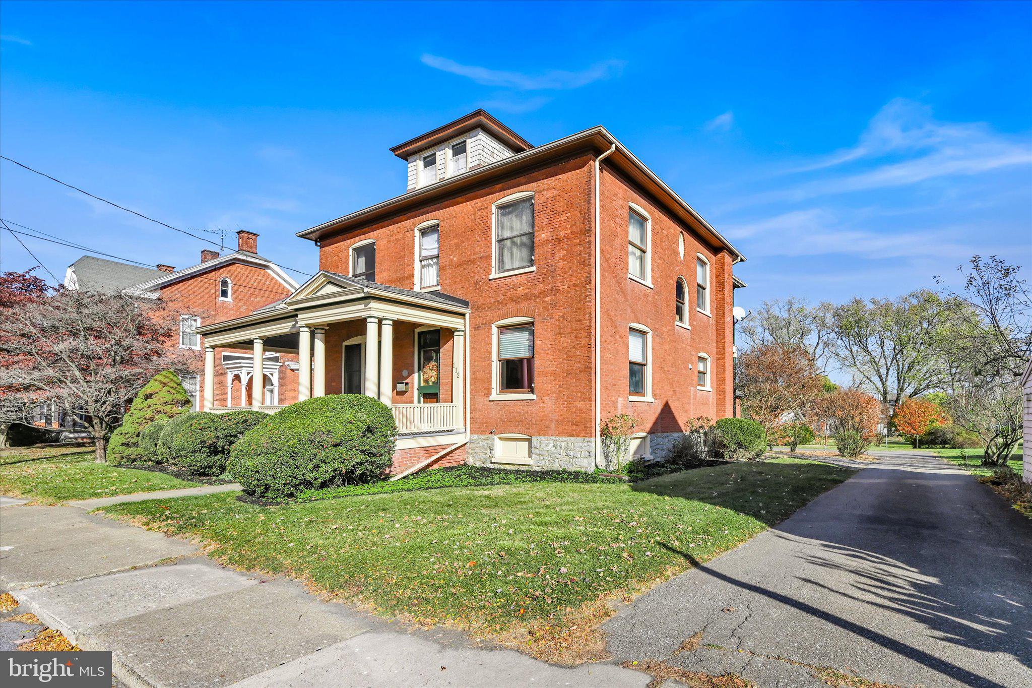 112 South Decatur Street Strasburg, PA 17579 - Photo 3 of 50 Front