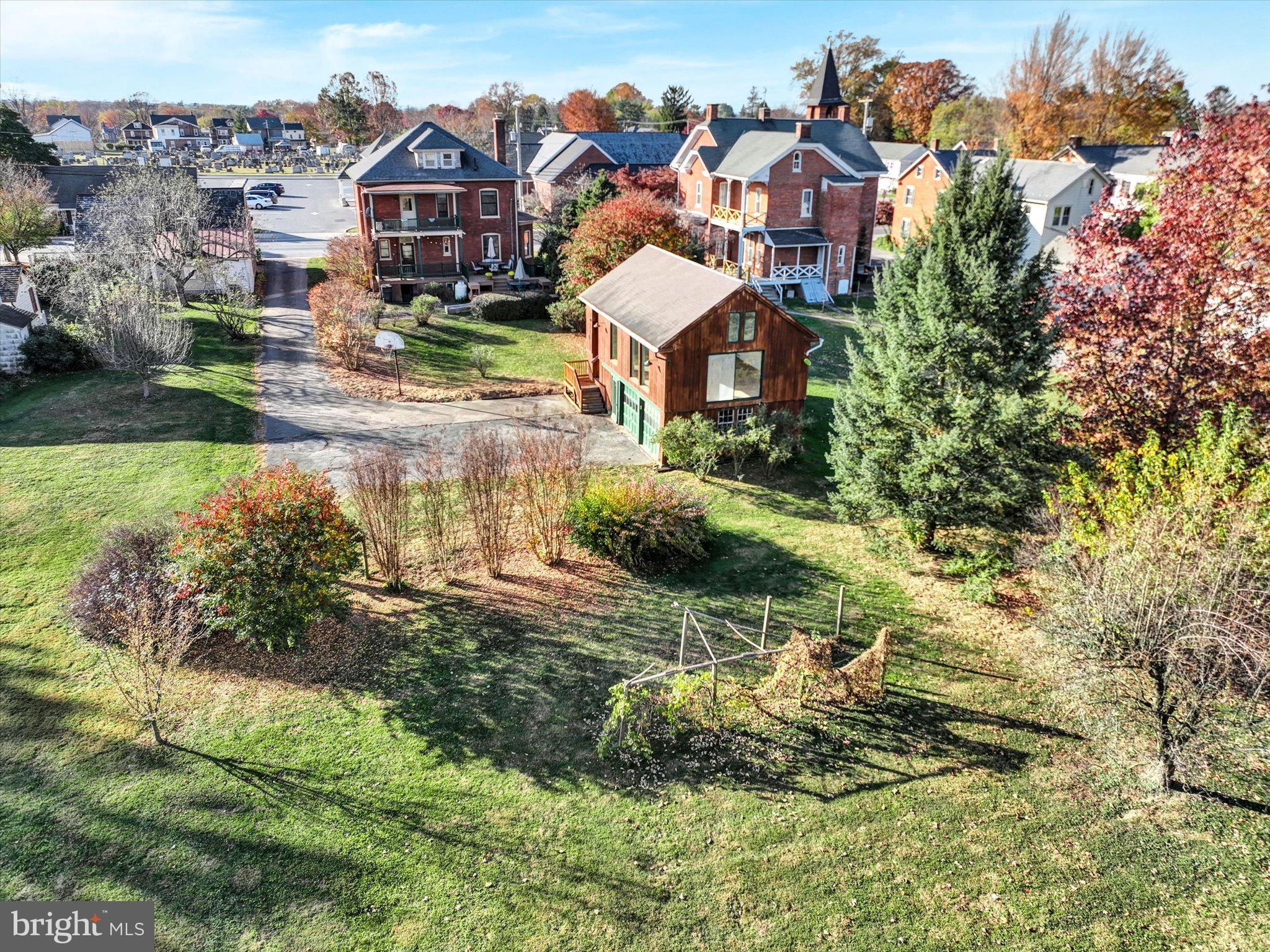 112 South Decatur Street Strasburg, PA 17579 - Photo 49 of 50 Aerial