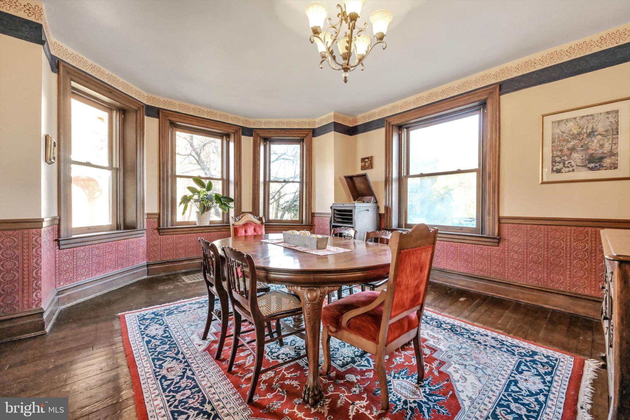 112 South Decatur Street Strasburg, PA 17579 - Photo 9 of 50 Dining Room