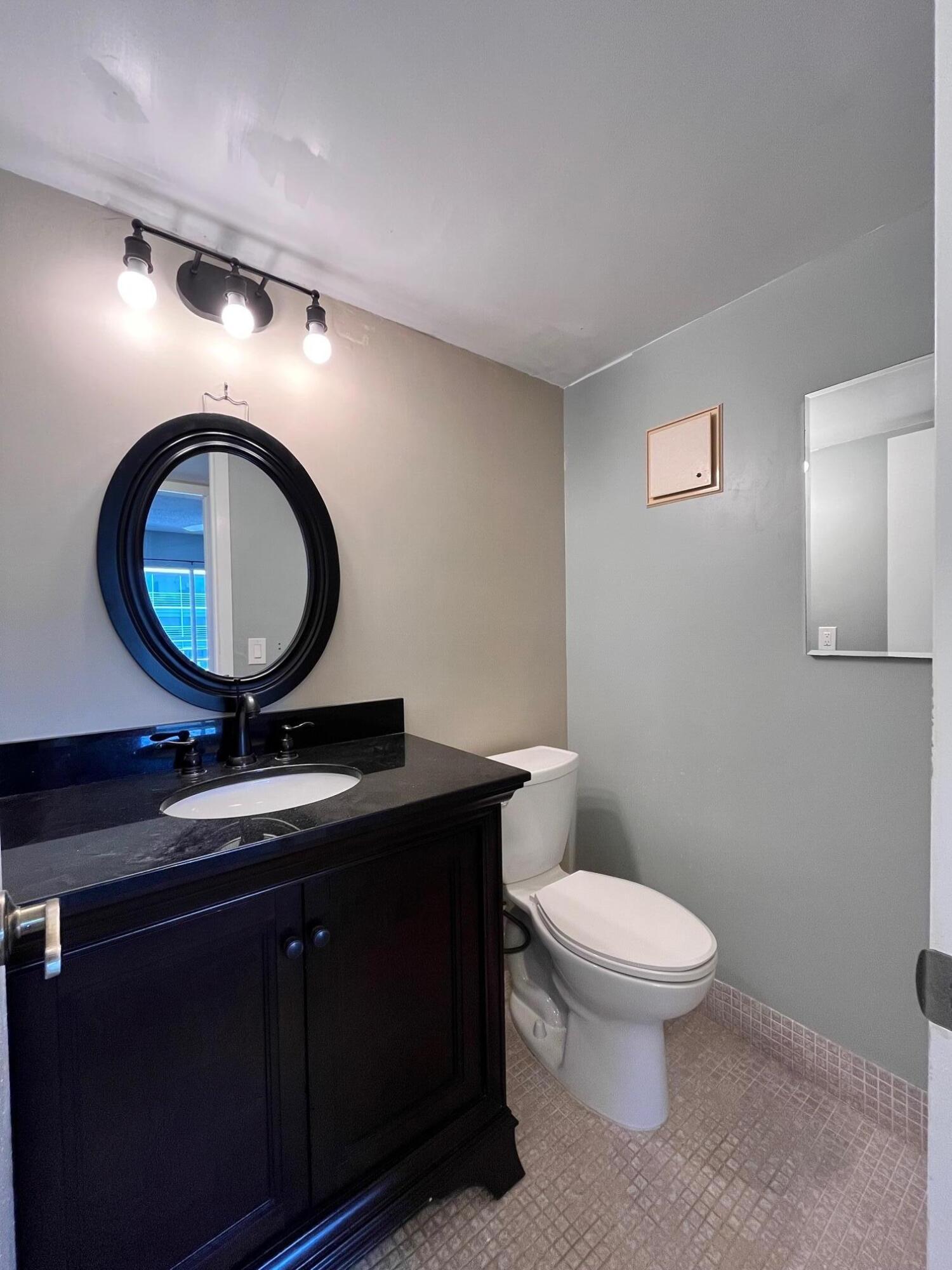 312 Brighton H, Unit 312 Boca Raton, FL 33434 - Photo 11 of 17 IMG_3898