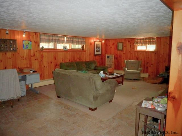 9 Norge Road Bethlehem, NY 12054 - Photo 5 of 19 Photo 5