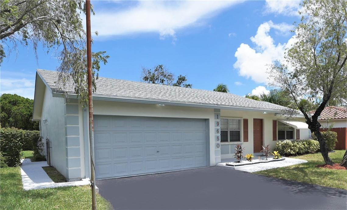 19650 Liberty Road Boca Raton, FL 33434 - Photo 2 of 28 Photo 2