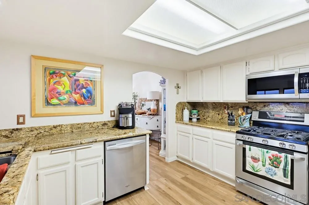 9634 Eucalyptus Street Spring Valley, CA 91977 - Photo 42 of 75 Kitchen
