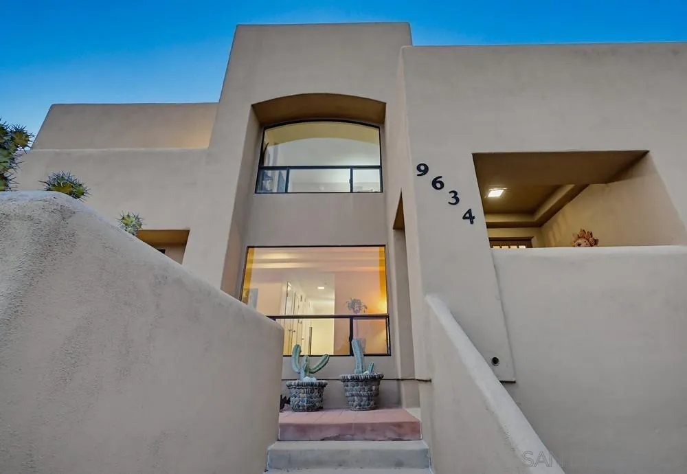 9634 Eucalyptus Street Spring Valley, CA 91977 - Photo 5 of 75 Facade/Exterior Front